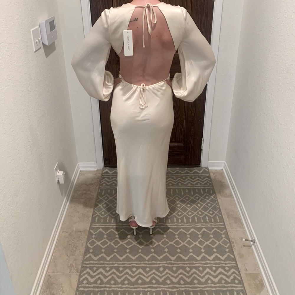 Shona Joy La Lune Dress / LA LUNE OPEN BACK BALLOON SLEEVE MIDI DRESS - CREAM